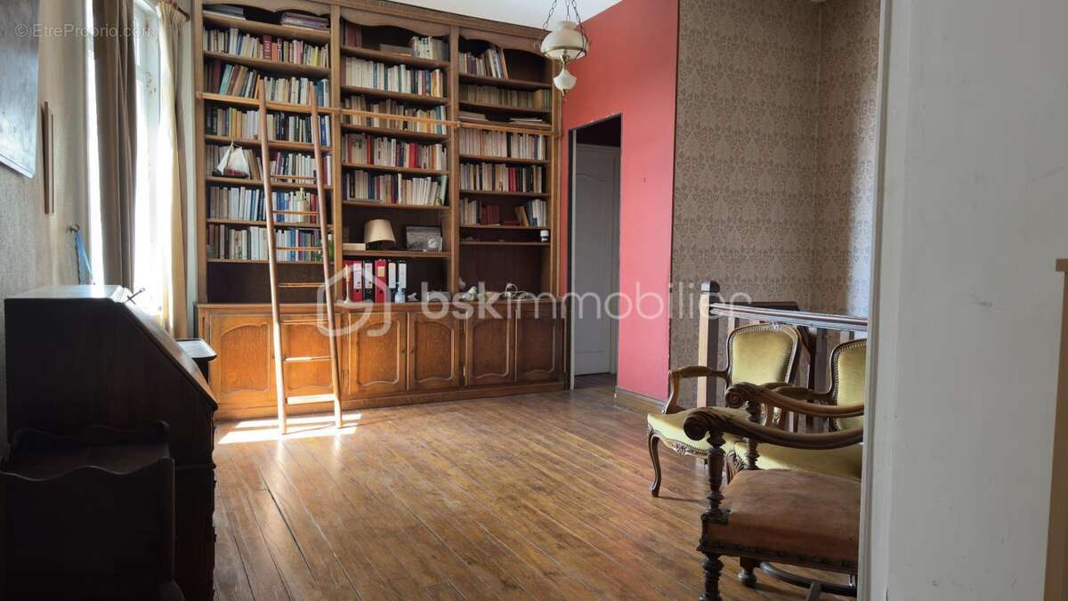 Immeuble de rapport – 348 m² – 12 chambres – forte rentabilité – saint-quentin - photo 5