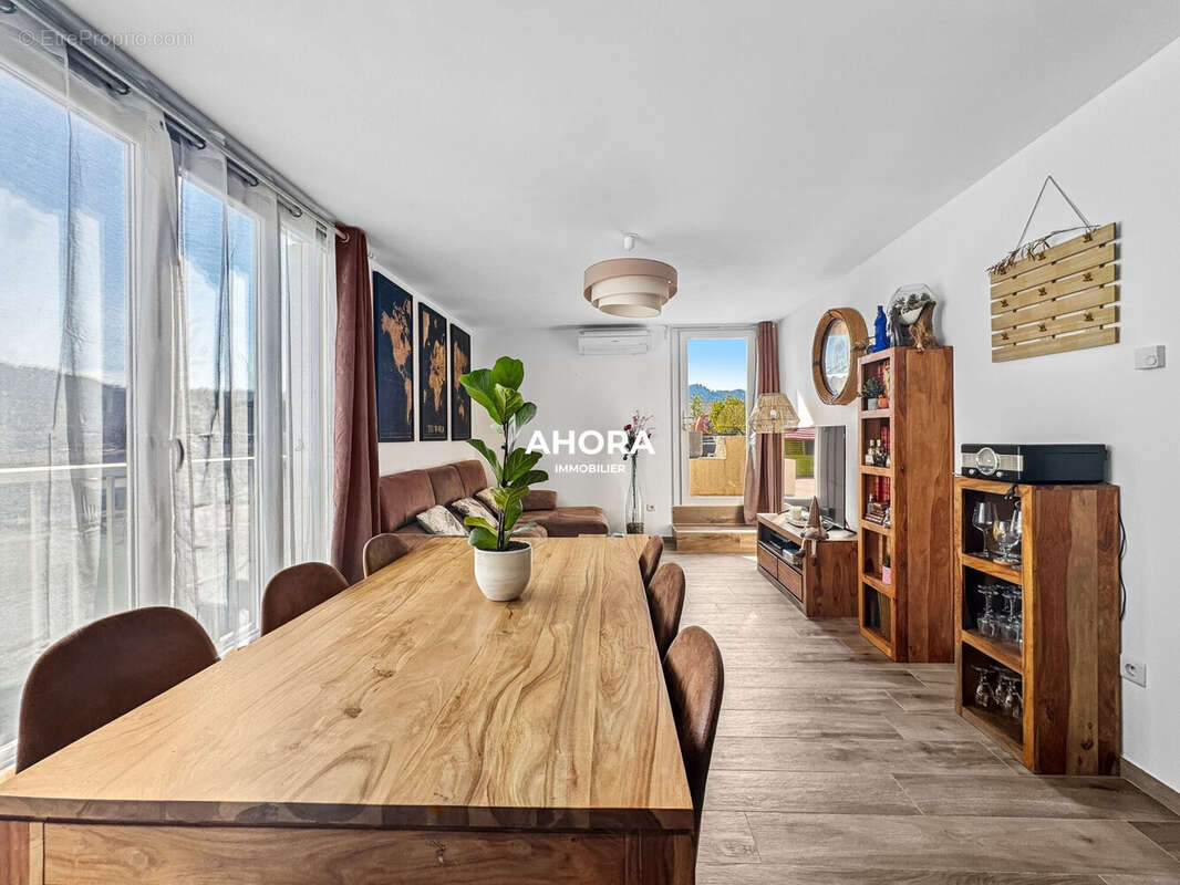 Appartement à AUBAGNE