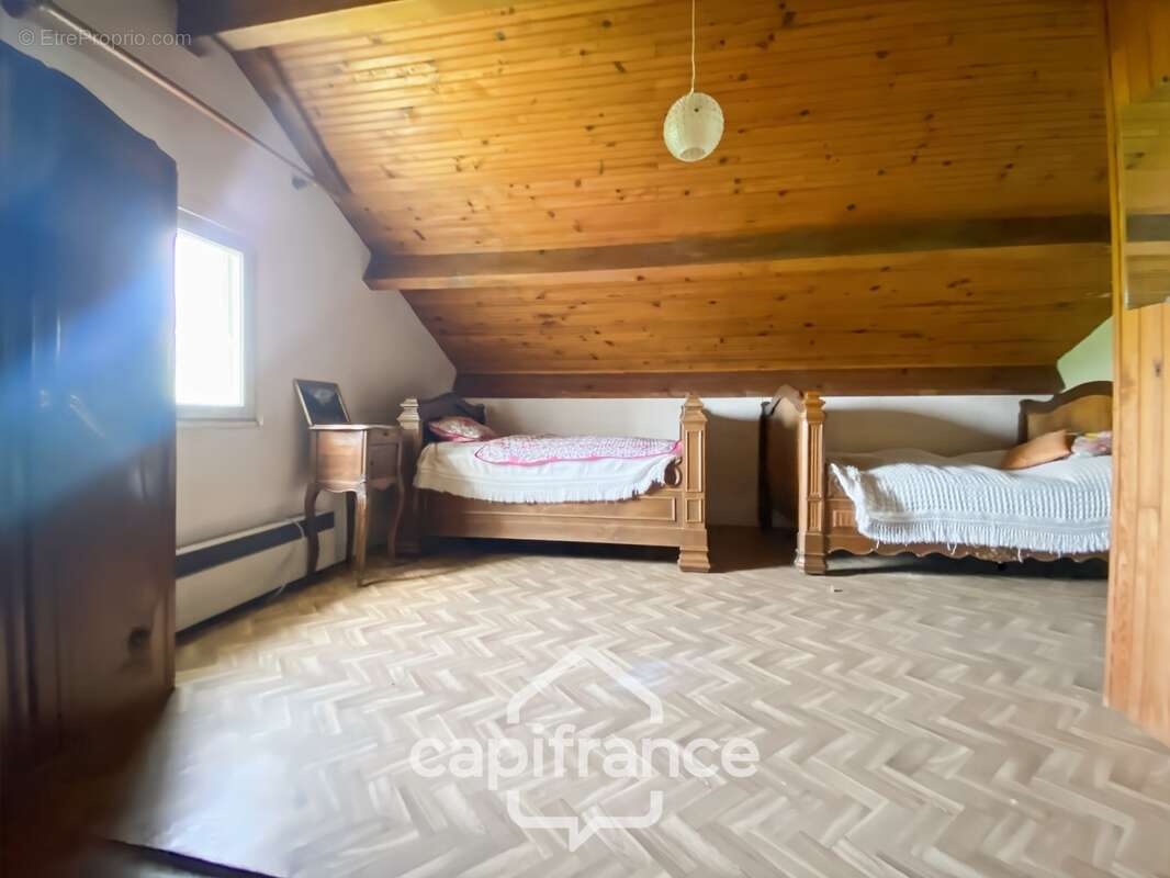 Maison à vendre 5 pièces VARENNES SAINT SAUVEUR (71) - photo 11