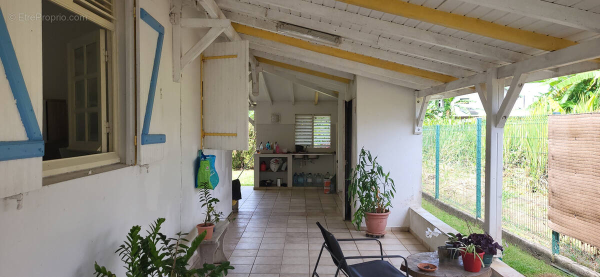 Maison à PETIT-BOURG