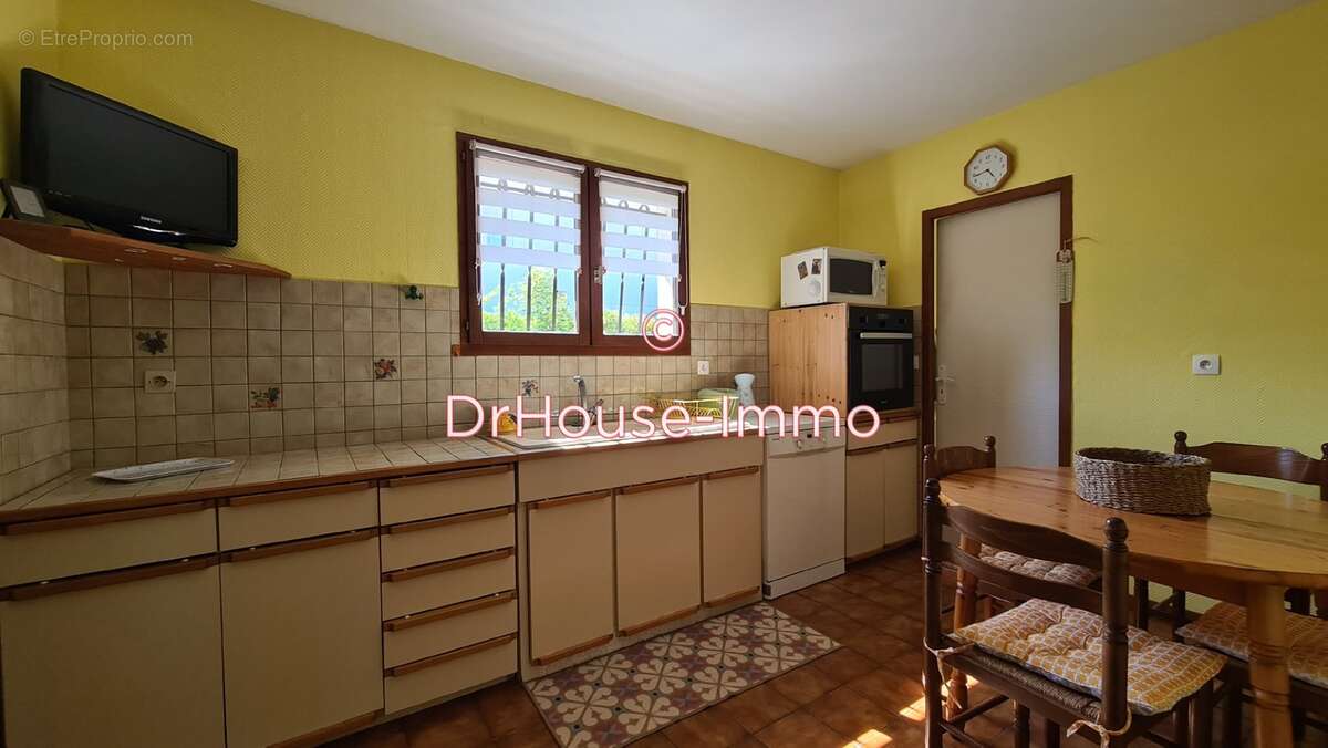 Maison à AMBARES-ET-LAGRAVE