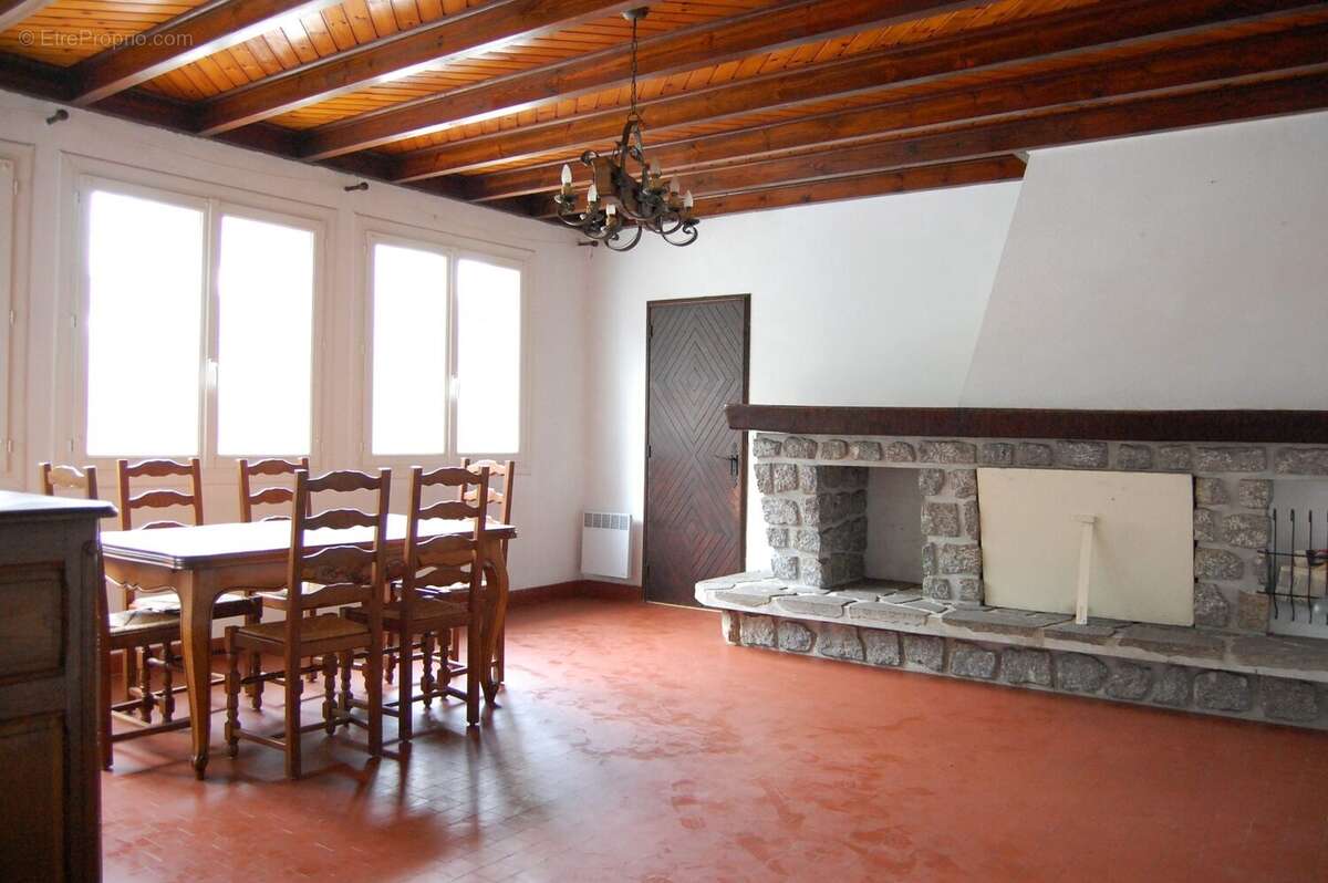 Appartement 65 m² à La Tranche-Sur-Mer  - photo 2
