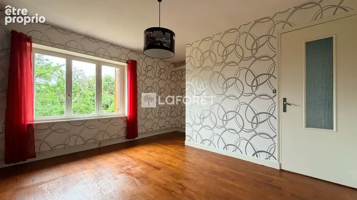 Varennes-en-argonne - 8 pièces - 176 m² - photo 13