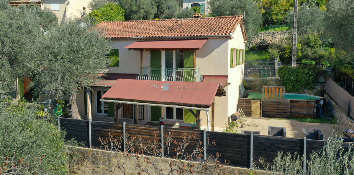 Maison Peymeinade 160 m² avec terrain de 1080 m² - photo 2