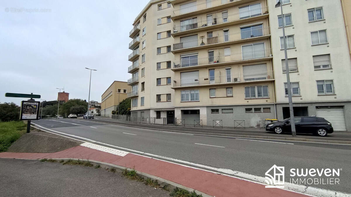 Parking à PERPIGNAN