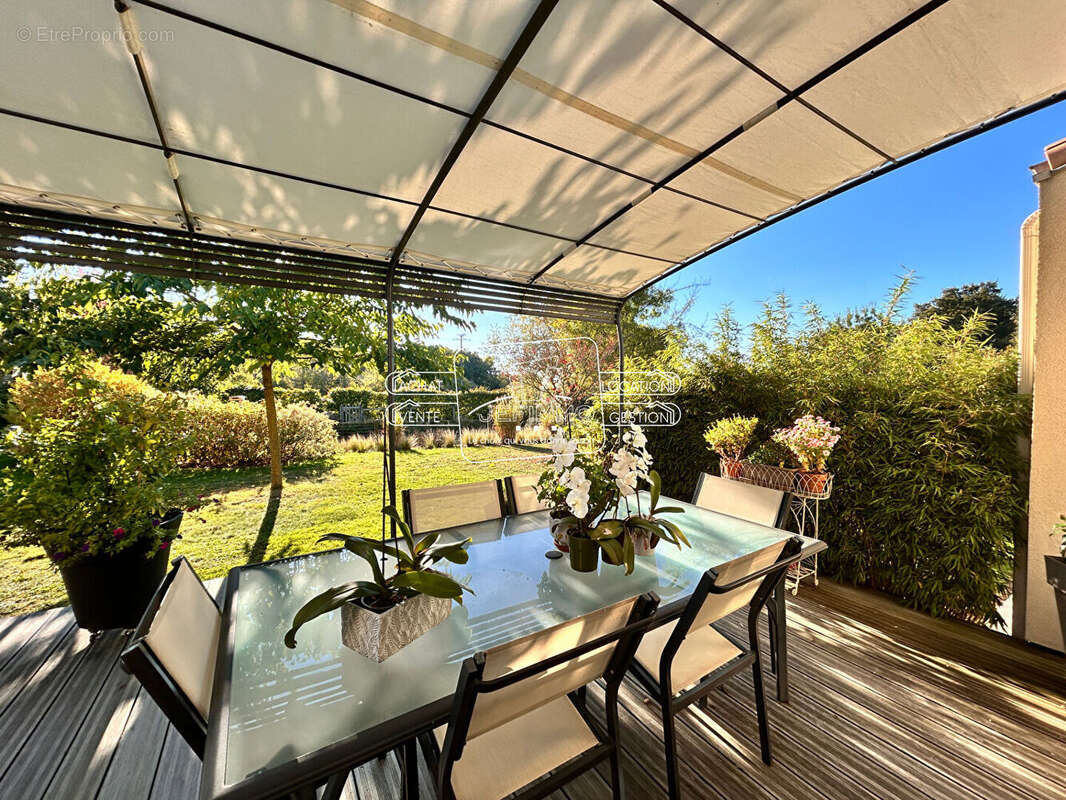 Maison à SAINT-JULIEN-DE-CONCELLES