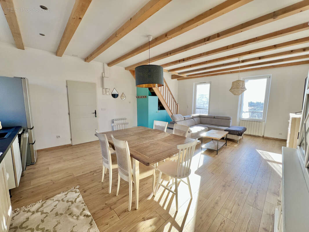 Appartement à SAINTE-TULLE