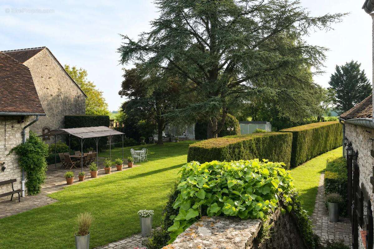 Maison à SOUPPES-SUR-LOING