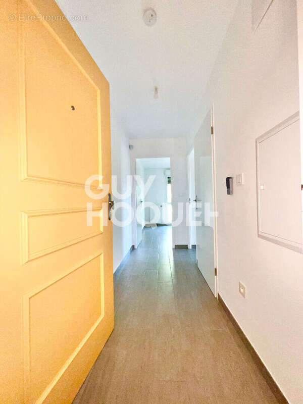 Appartement 2 pièces à vendre à Massy - Grand standing, calme et lumineux - photo 4