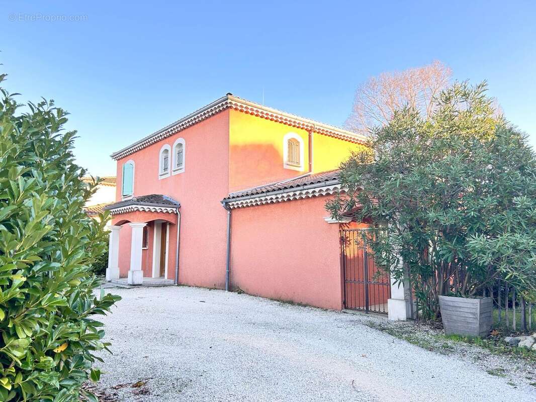 Photo 2 - Maison à MONTBOUCHER-SUR-JABRON