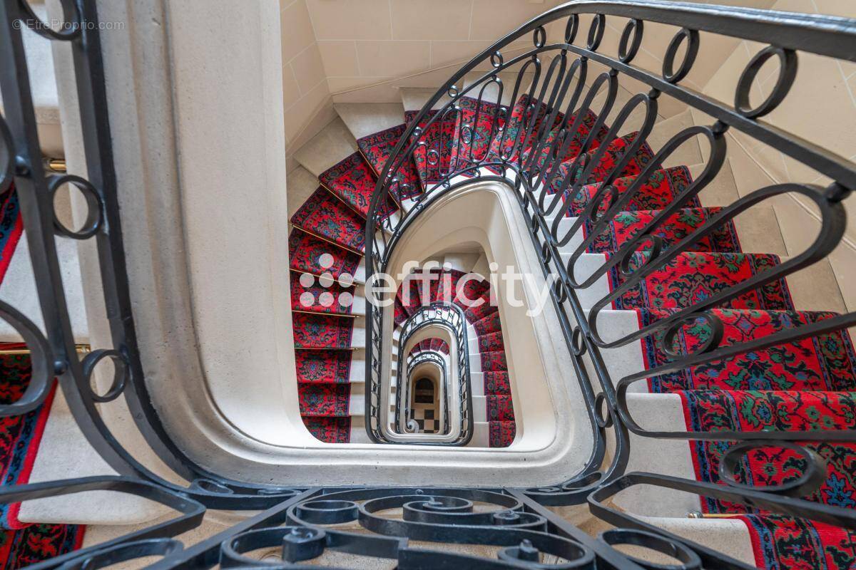 Appartement à VERSAILLES