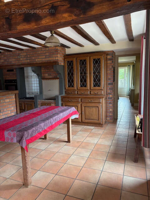 Maison à AMBRIERES-LES-VALLEES