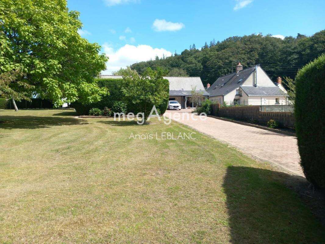 Maison à TORCE-VIVIERS-EN-CHARNIE