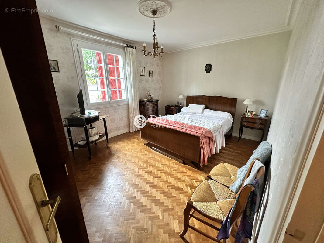 Maison à L'HERBERGEMENT
