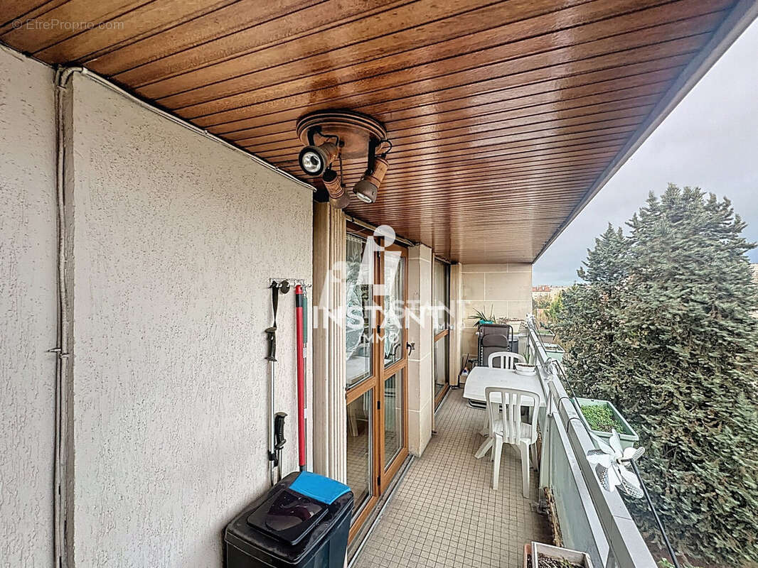 Appartement à BONDY