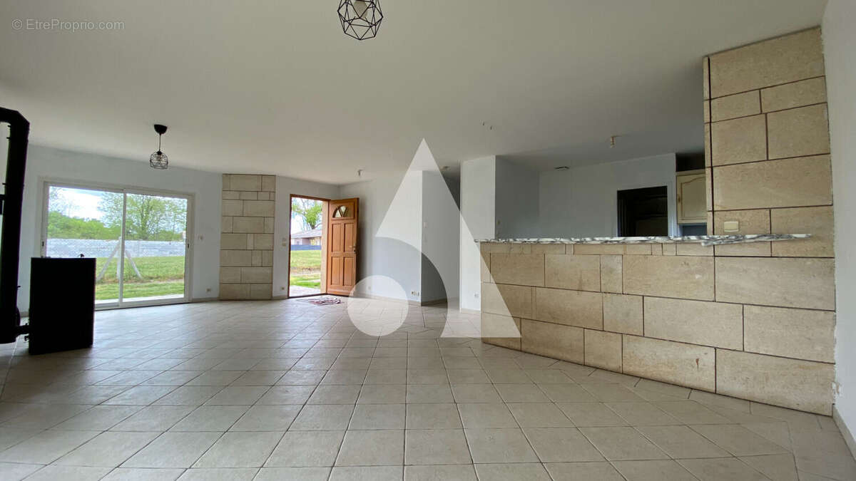 Maison à Lagorce - photo 3