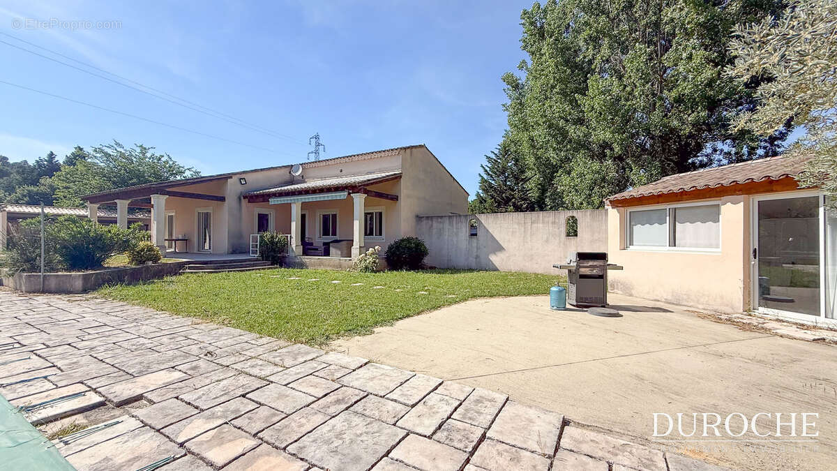 Maison à PIOLENC