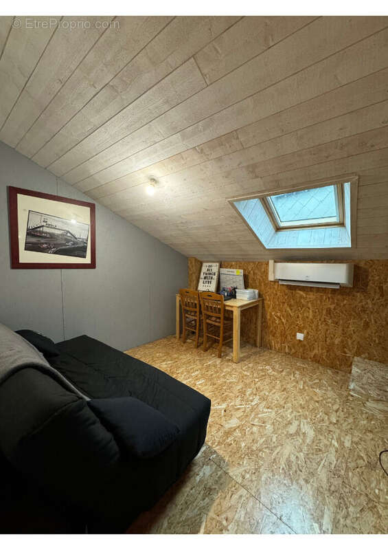 Commerce à LA POMMERAYE