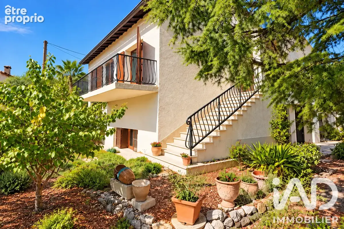 Photo 1 - Maison à ARLES