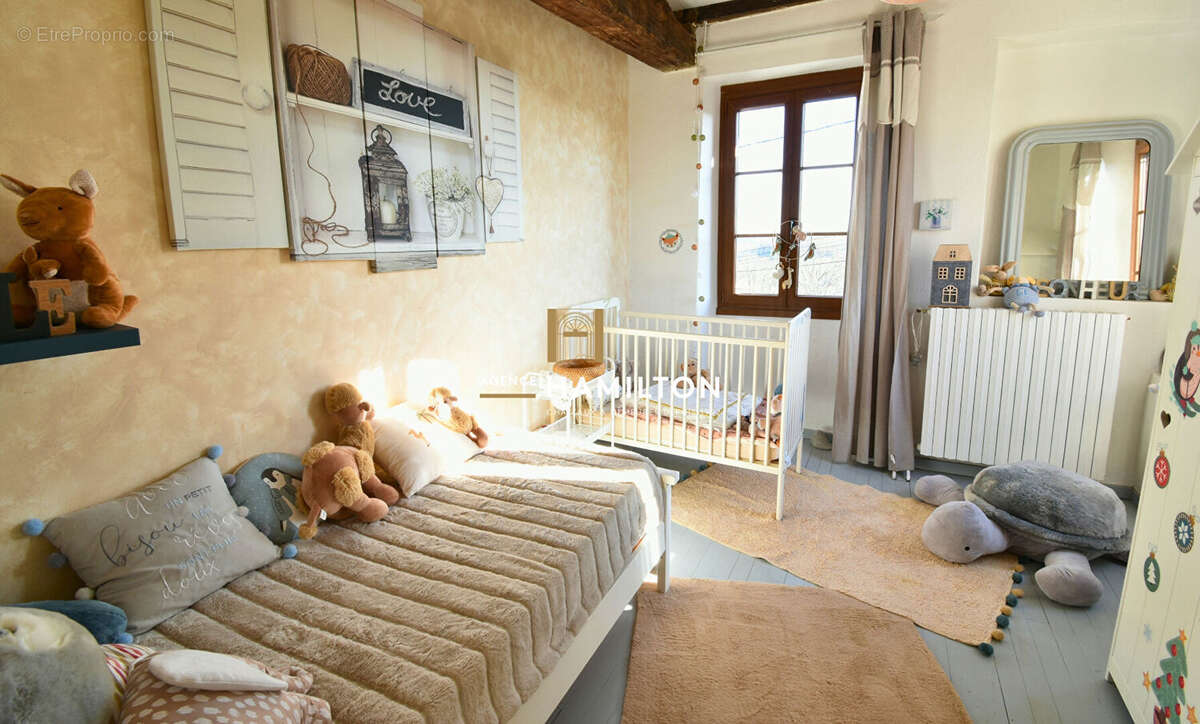 Propriete de campagne avec pigeonnier renove, piscine + poolhouse et dependances - photo 12