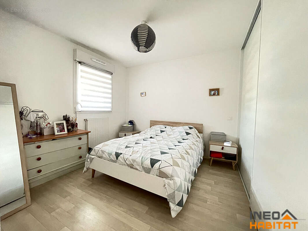 Appartement à LA MEZIERE