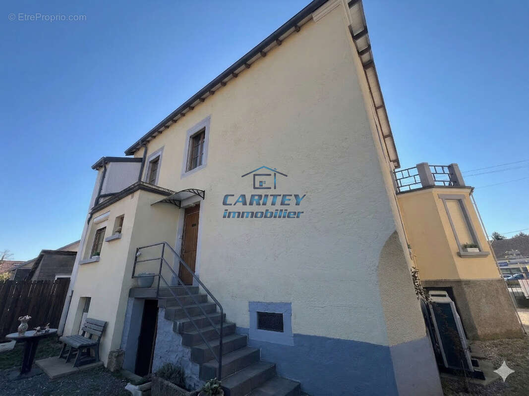Appartement à LURE