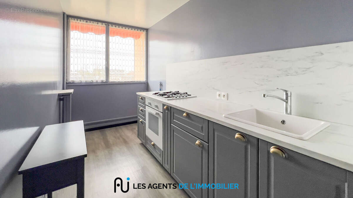 Appartement à NANTERRE