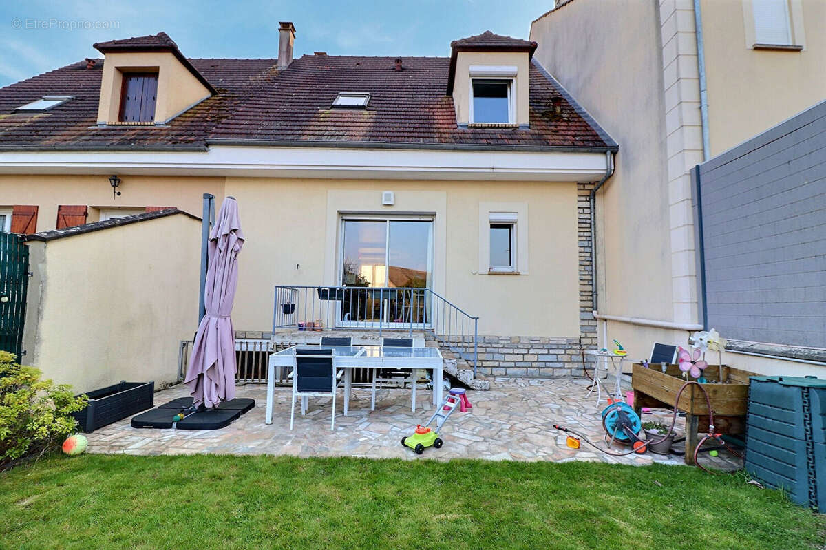 Maison à RAMBOUILLET