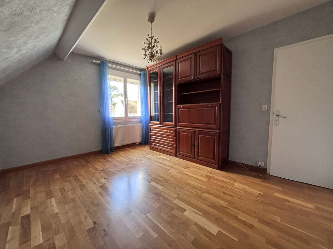 Maison familiale quartier calme - photo 13