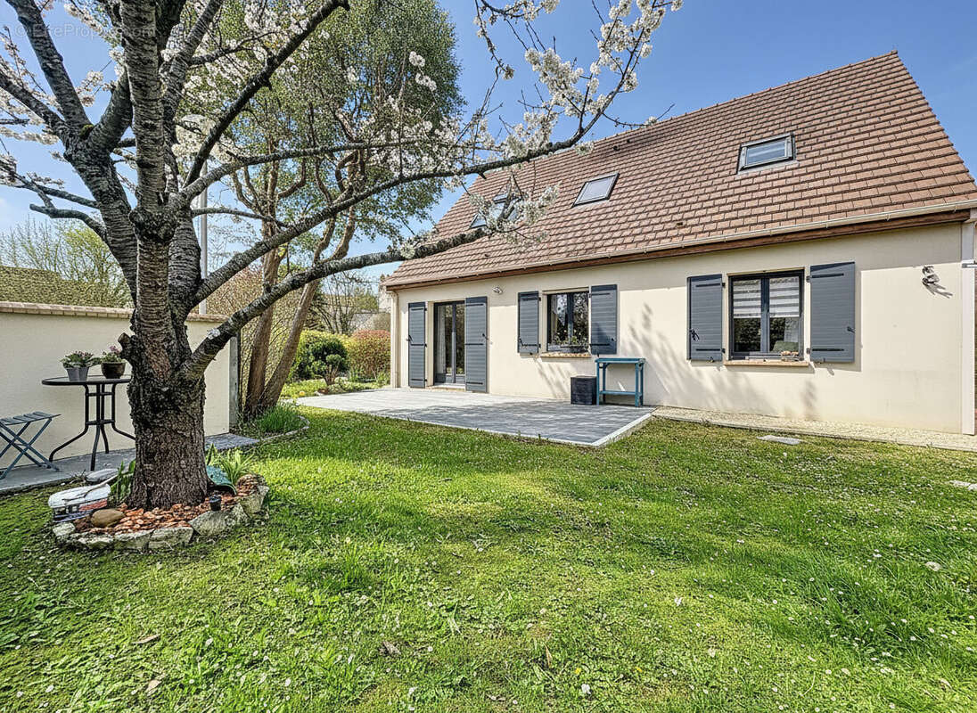 Maison à MANTES-LA-VILLE
