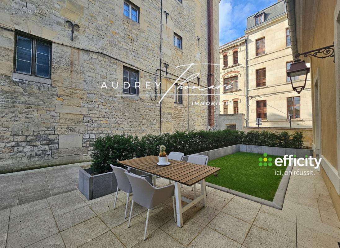 Appartement à COMPIEGNE