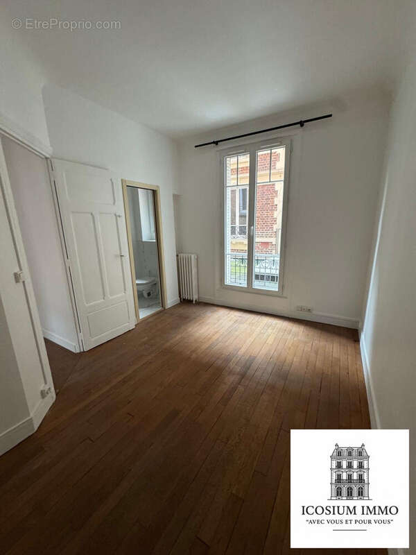 Appartement à PARIS-14E