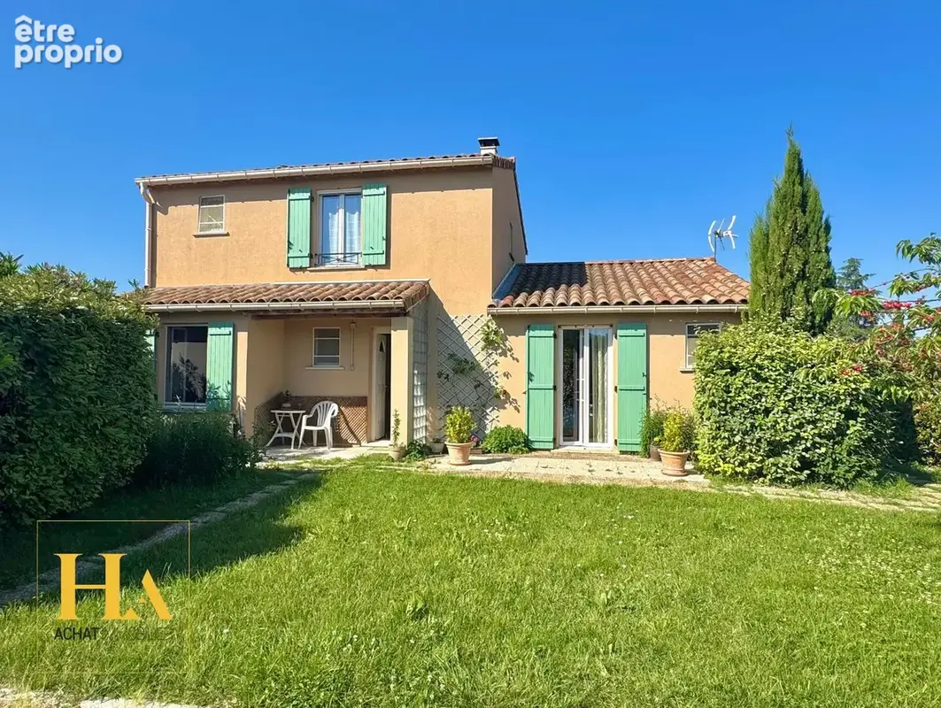 Maison Familiale 130m2, Jardin 1.011m2, 6 pièces, 5 Chambres, Piscine, Garage, Carport - photo 2