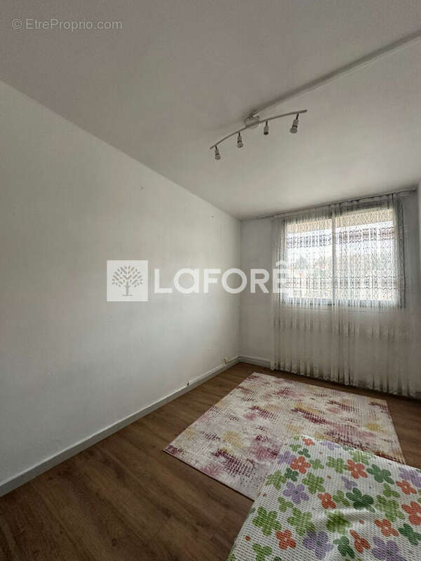 Appartement à SARCELLES