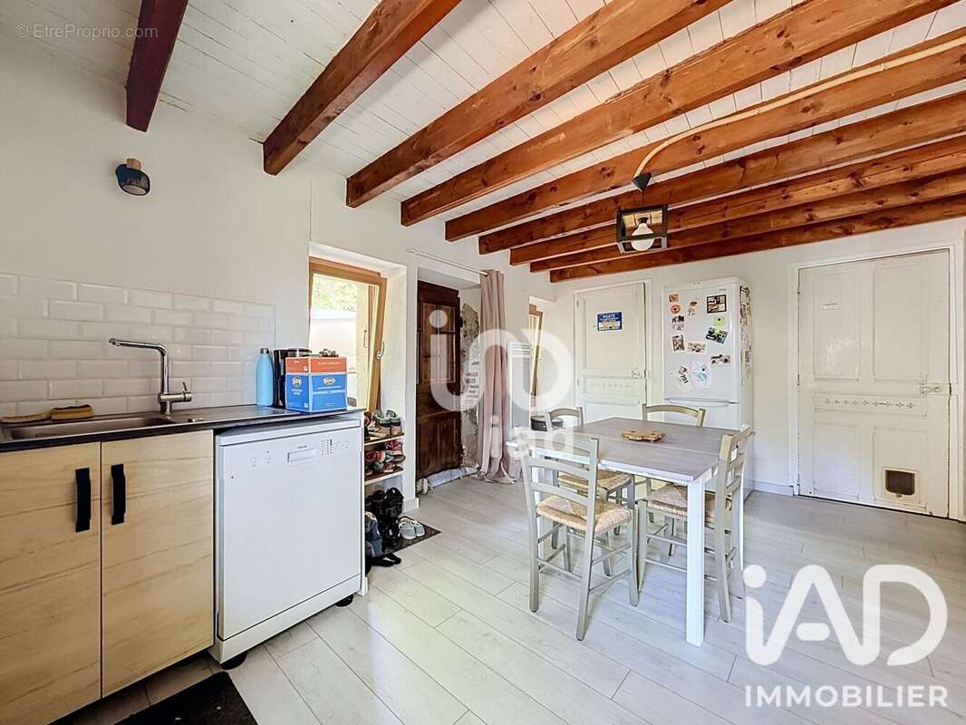 Maison 100 m² à Desingy  - photo 4