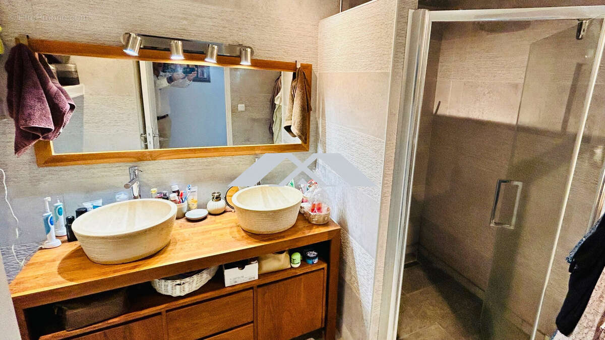Appartement à SAINT-DENIS