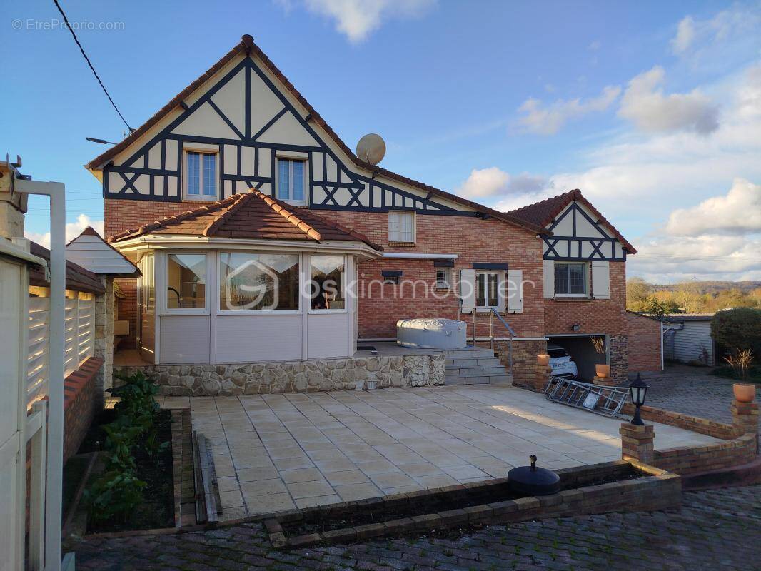 Maison à MONCHAUX-SORENG