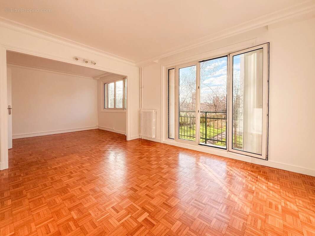 Appartement à BOURG-LA-REINE