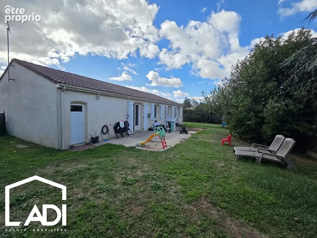 À VENDRE ! Pavillon de plain-pied à Exireuil - photo 11