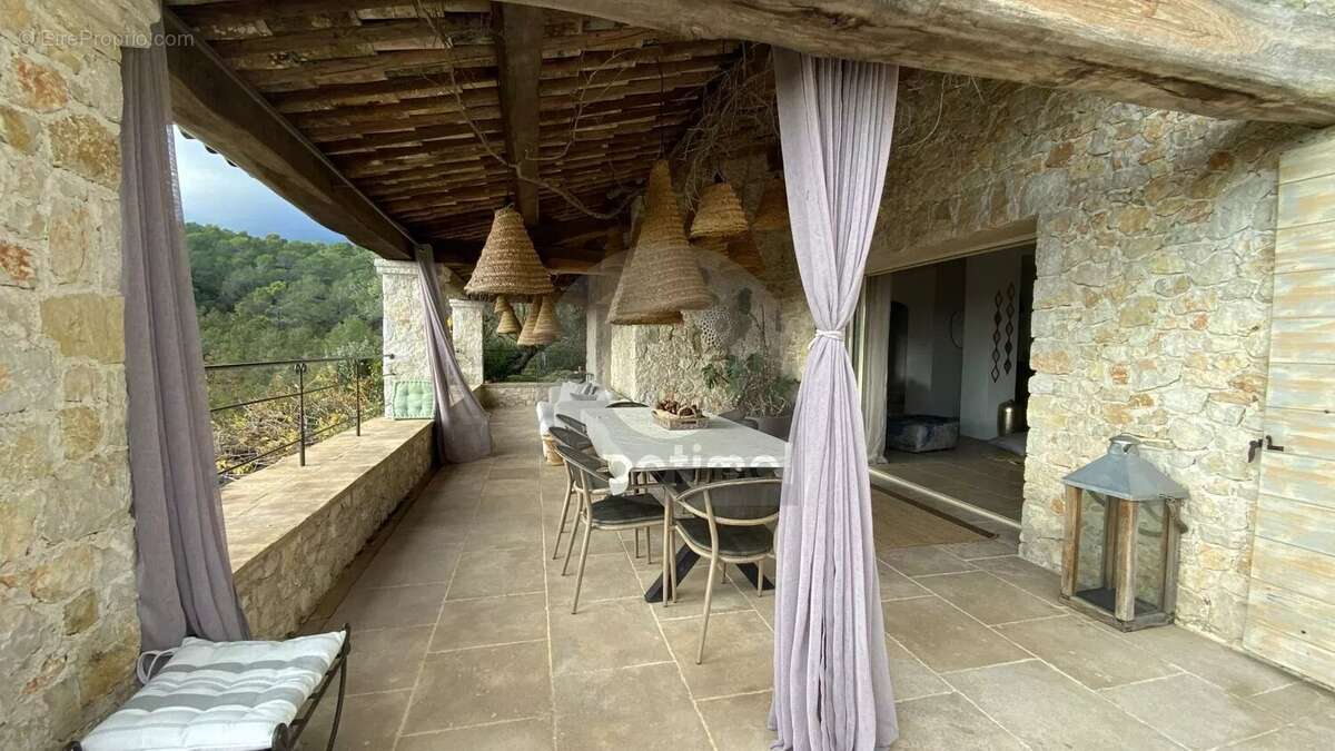 Maison à LA COLLE-SUR-LOUP