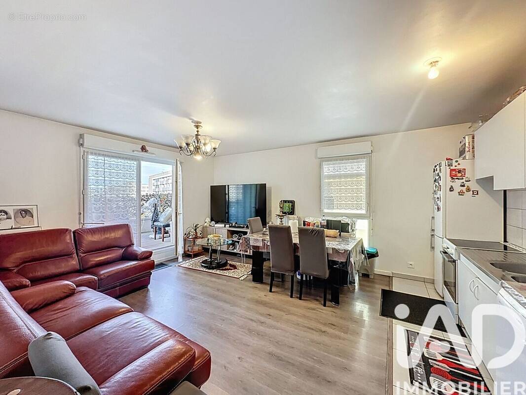 Photo 1 - Appartement à CHELLES