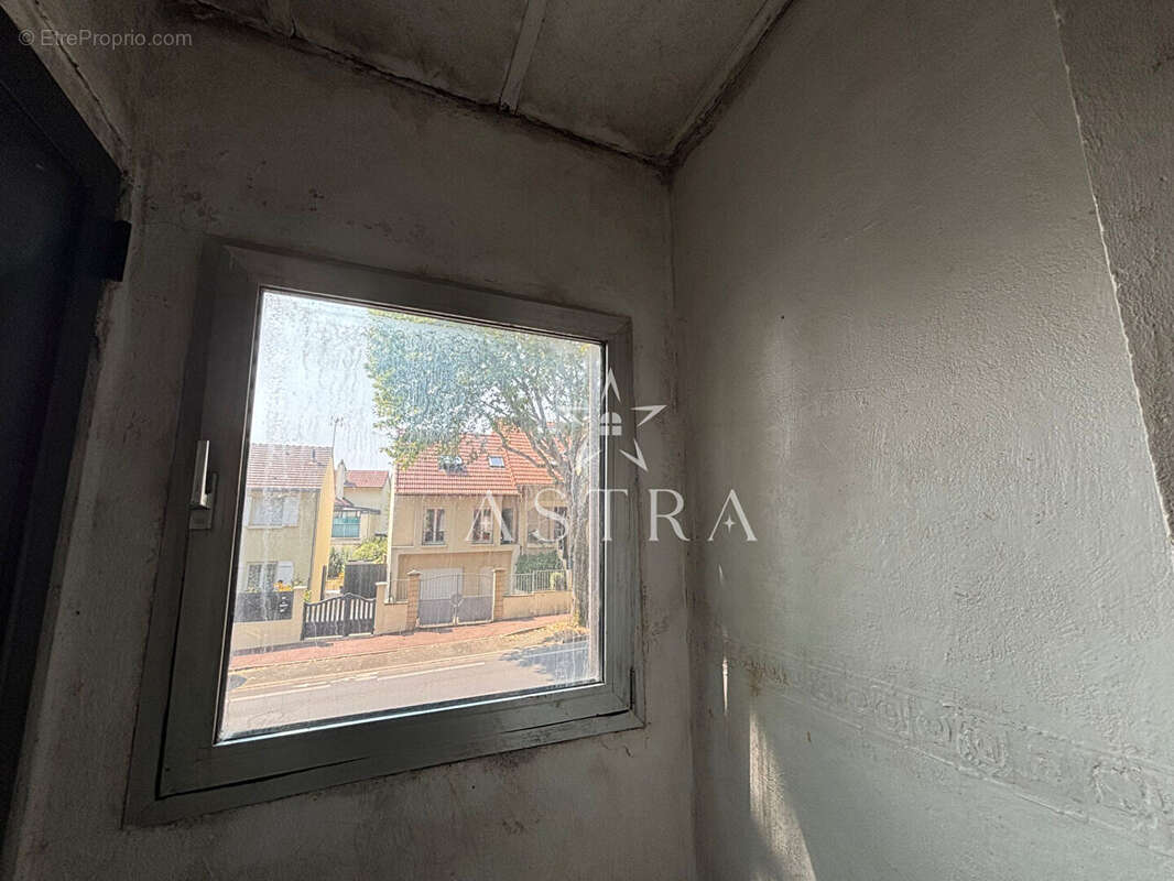 Maison 4 pièces - 83,78 m² - Travaux de rénovation à prévoir - photo 10