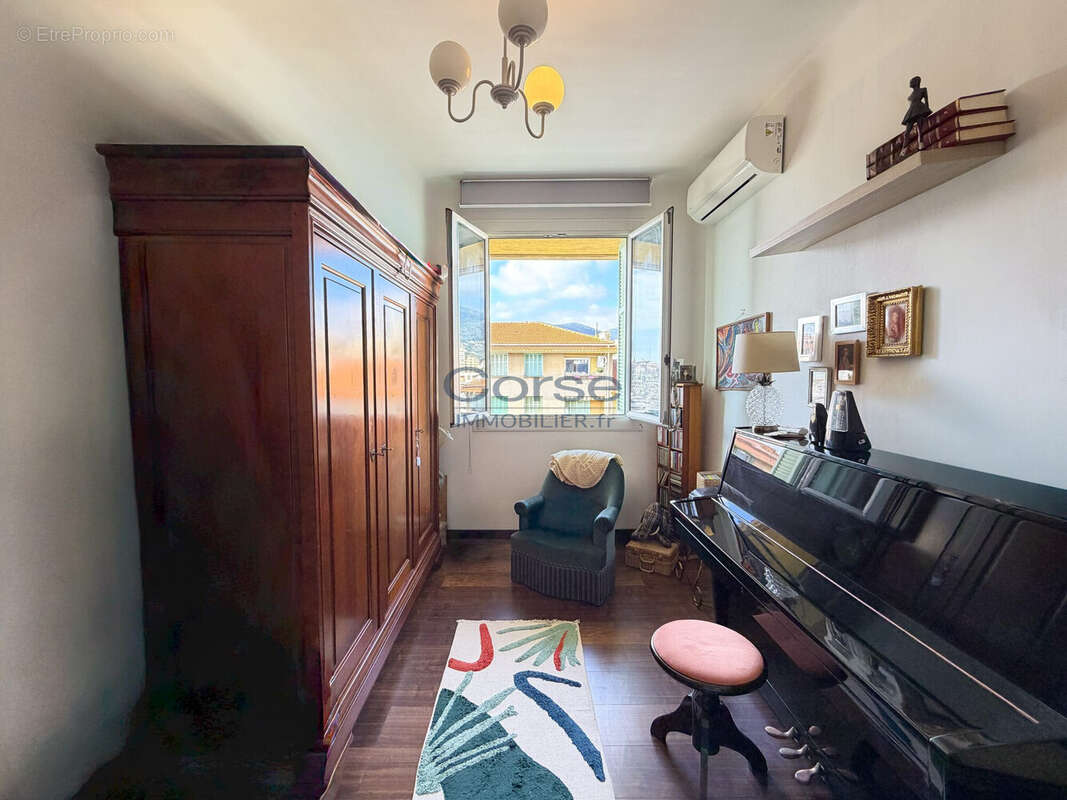 Appartement 63 m² à Ajaccio  - photo 7