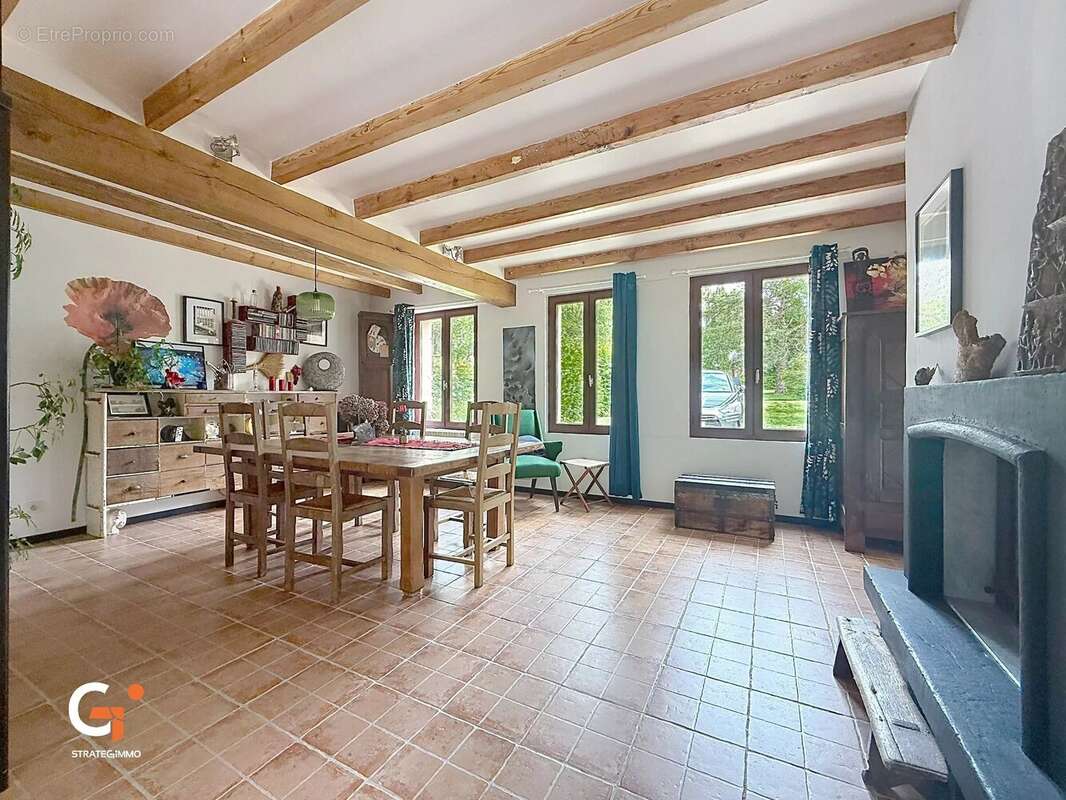 Maison à LYONS-LA-FORET