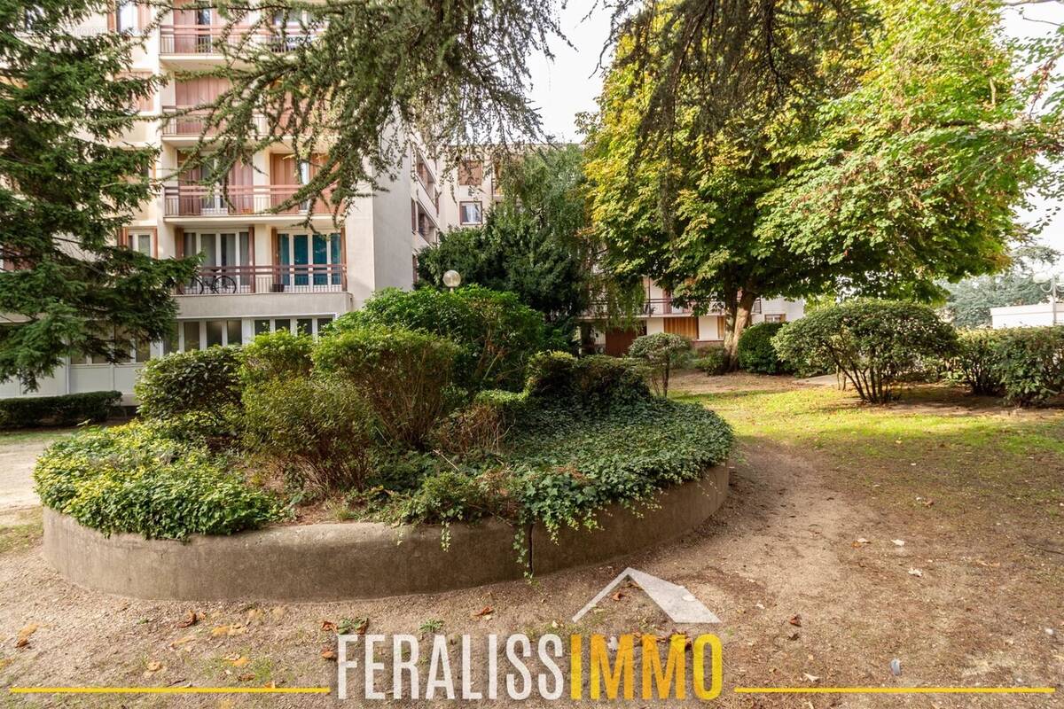 Appartement à SAINT-OUEN-L&#039;AUMONE