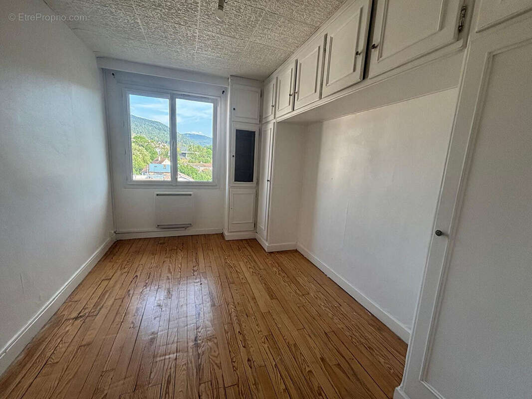 Appartement Oyonnax 3 pièce(s) 67.14 m2 - photo 4