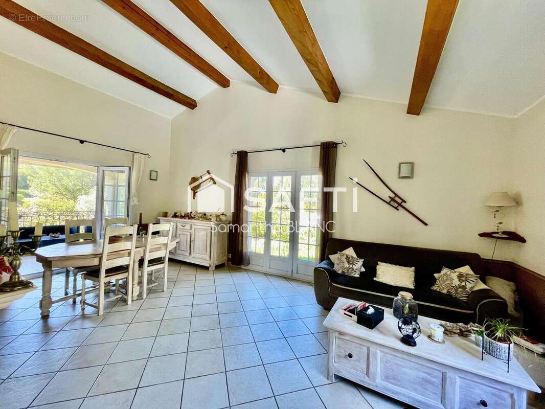 Photo 3 - Maison à LA VALETTE-DU-VAR