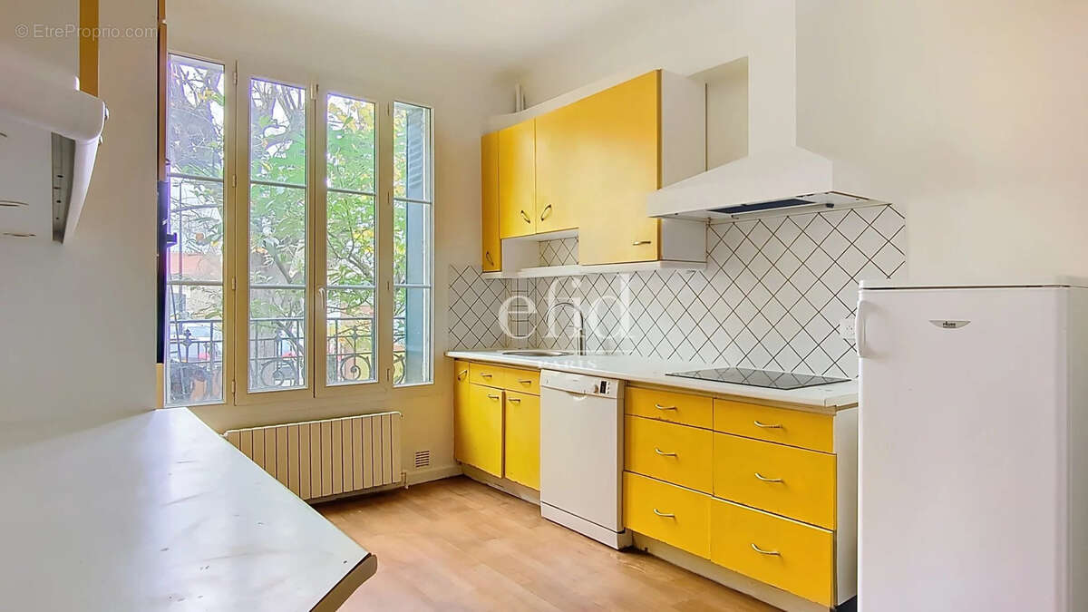 Maison à SARTROUVILLE