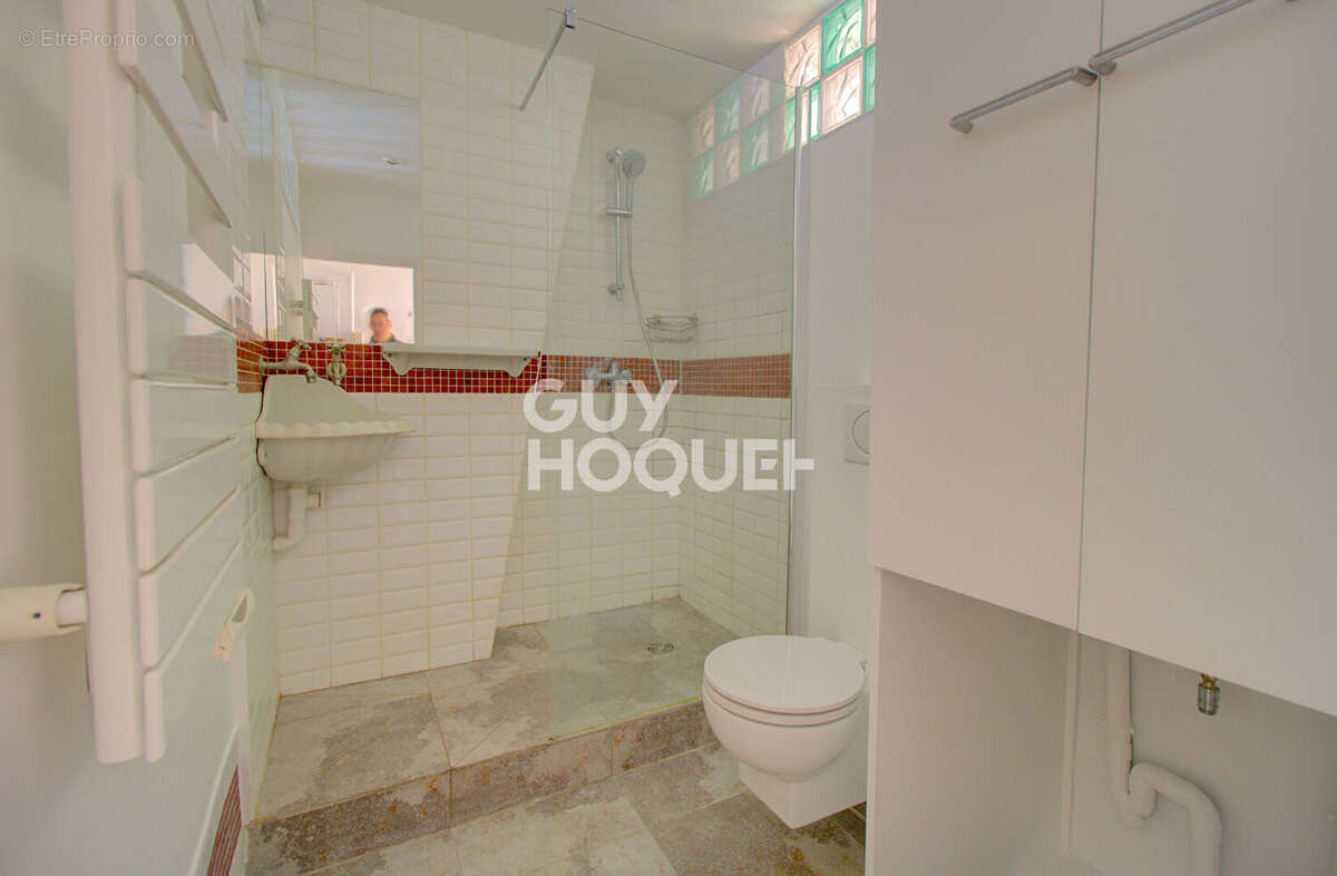 Appartement à PARIS-20E