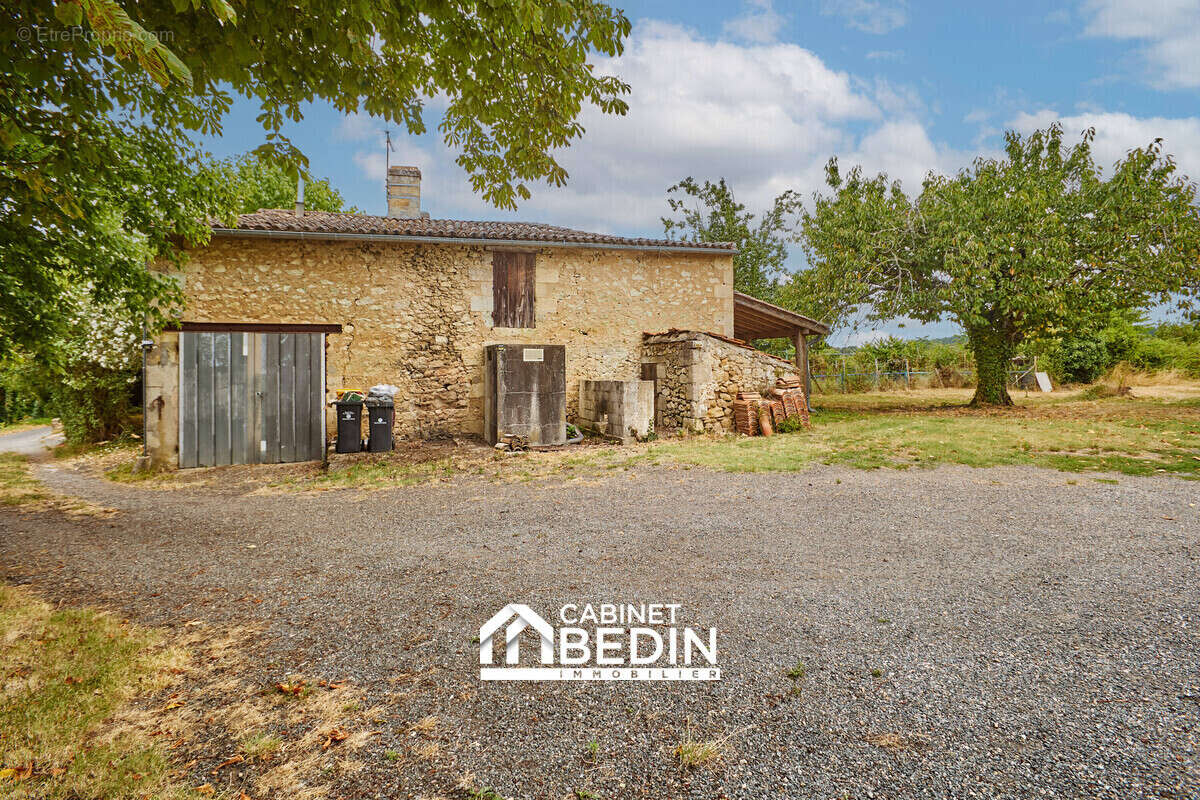 Maison 99 m² à Rions  - photo 4